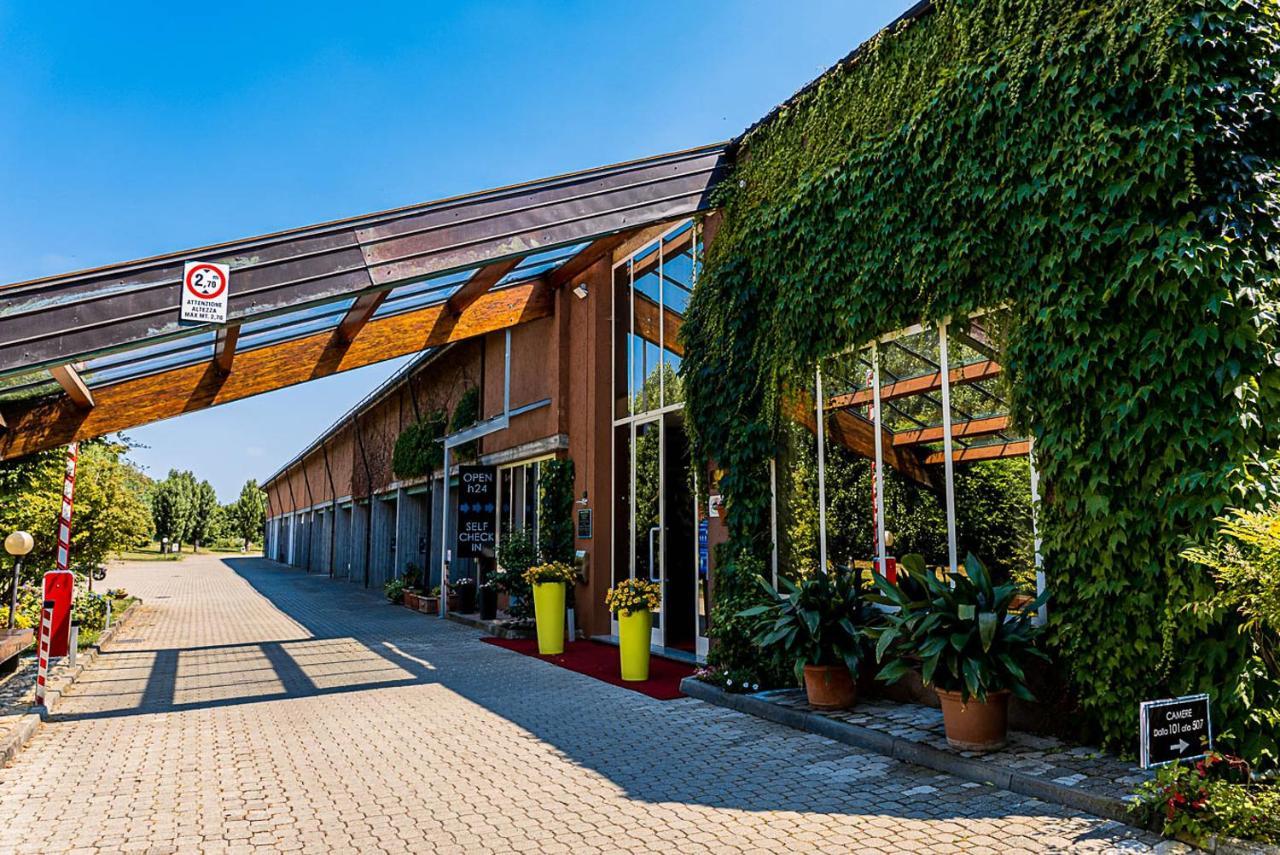 Business Hotel Casale Monferrato Dış mekan fotoğraf